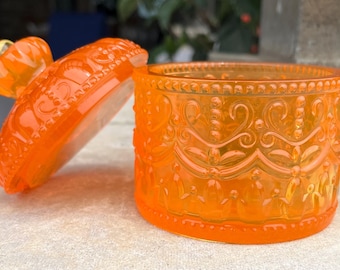 Pote artesanal para doces/guarda-objetos com inspiração vintage.