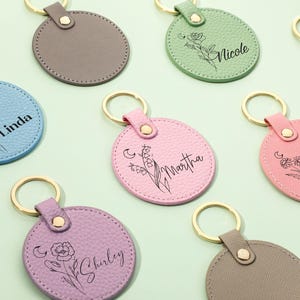 Personalised Leather Keyring, Birth Flower Leather Keychain, Engraved Name Keyring, Birthday Gift, Gift for Her, Bridesmaid Gifts, Christmas