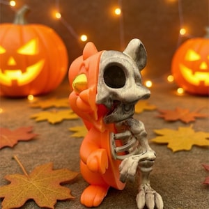 3D Printed Squirrel Skeleton Keychain: Gothic Halloween Backpack Charm