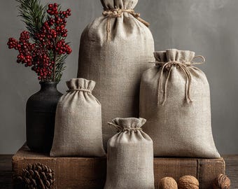 Juego de 50 bolsas de regalo de lino con cordón. Bolsas reutilizables para regalos, almacenamiento ecológico.
