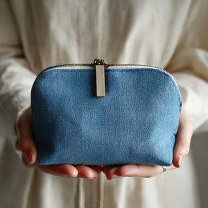 Handmade Linen Cosmetic Bag: Leather Accents, Zippered Travel Pouch
