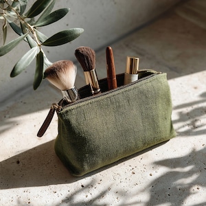 Handmade Linen Cosmetic Bag: Forest Green with Leather Accents