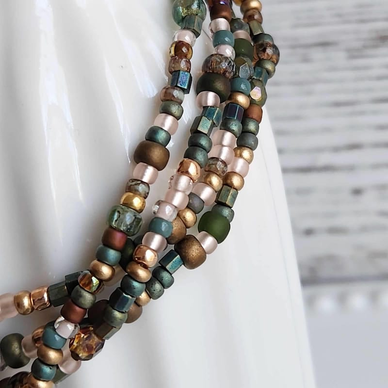 Earth Tone Statement Jewelry Set with Geometric Style