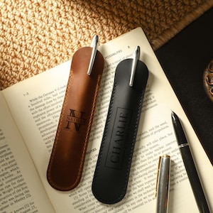 Personalized Engrave Genuine Leather Pen Bag, Custom Pen Sleeve, Gift for Teacher, Dad Gift, Graduation Gift, Office Gift, Diary Accessory