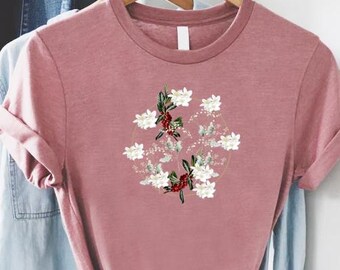 Flower Shirt Aesthetic,Gift for Her,Wildflower Tshirt,Women Floral Graphic Tee,Ladies Flower T shirt,Nature Lover Botanical Best Friend Gift