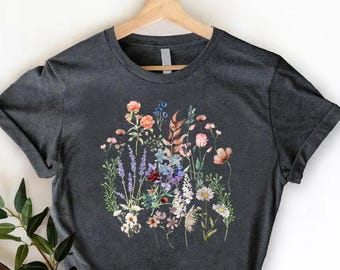 Flower Tshirt,Aesthetic Wild Flower Shirt,Botanical Floral Tee,Wild Flowers Shirt,Gift For Women,Garden Lover Shirt,Wildflowers Cottagecore