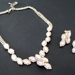 Vintage Silver White Crystal Aurora Borealis Rhinestone Necklace with matching screw back Earrings Jewelry