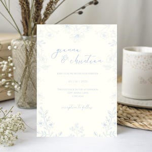 Invitación de boda floral azul editable / Tarjeta de confirmación de asistencia y detalles / Plantilla botánica azul polvoriento / Papelería imprimible de Canva