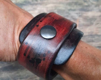 Drama Red Black Leather Bracelet, Personalized Gift, Leather Cuff, Casual Wear, Unisex Jewelry