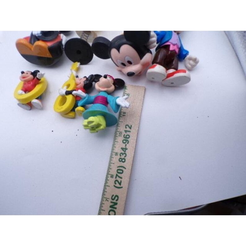 Vintage 80s Disney Mickey Mouse Figurines Lot Collectible Toys imagem 3