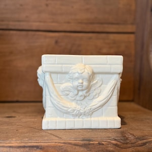Vintage White Ceramic Cherub Planter Pot