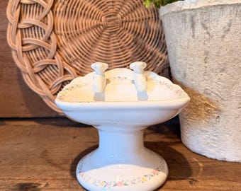 Vintage Ceramic Pedestal Sink Soap Dish with Floral Details: Cottagecore, Shabby Chic, Grandmacore
