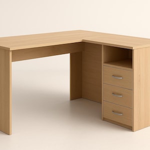 Könnte beinhalten: Ein hellbrauner, L-förmiger Schreibtisch mit drei Schubladen und einem kleinen offenen Regal. Der Schreibtisch ist aus Holz gefertigt und hat ein schlichtes, modernes Design. Die Schubladen haben silberne Griffe. Geeignet für ein Homeoffice.