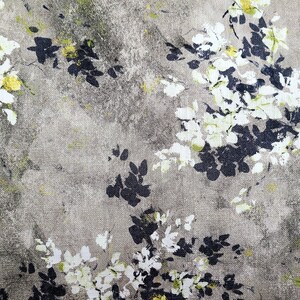 Luxury Custom Curtains Valance Roman Shade in Grey/ Yellow/ White Modern Floral Pattern Fabric