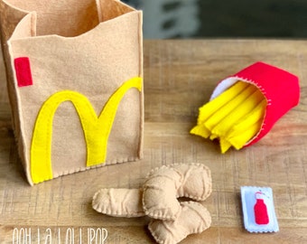 Felt Chicken Nuggets & French Fries Set, with option to add fast-food bag