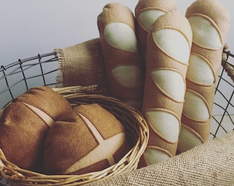 Market Fresh Bakery Bread, felt bread for pretend play or for decoration in the kitchen!