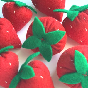 Felt Strawberries: includes 8 strawberries and berry basket image 3