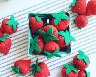 Felt Strawberries: includes 8 strawberries and berry basket!