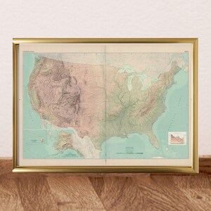 Mapa dos Estados Unidos de 1970 | Arte de parede topográfica para impressão | Mapa vintage de terreno e elevação dos Estados Unidos | Download digital instantâneo
