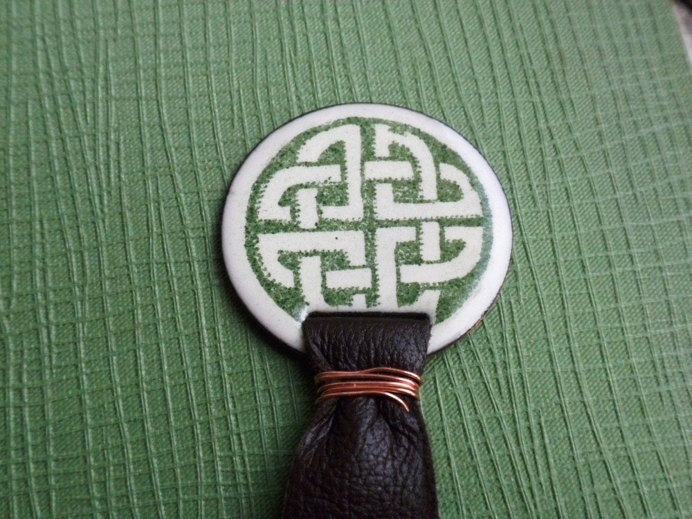 Celtic Knot Circle White on Green Bronze Bookmark Celtic Knot Circle White on Green Bronze Bookmark