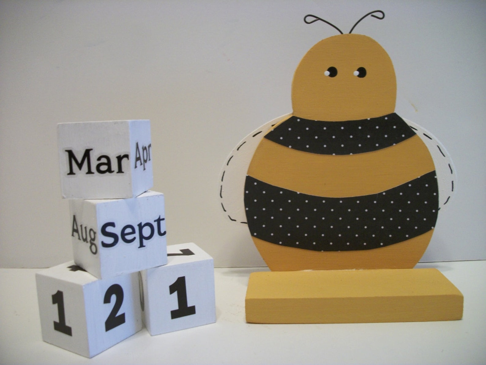 Yellow Bee Calendar Perpetual Wood Block Bumble Bee Decor Etsy