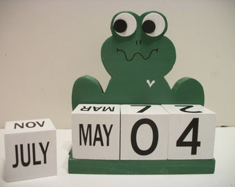Frog Calendar Perpetual Wood Block  Green