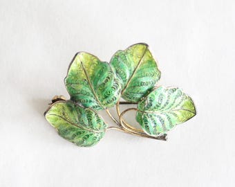 800 Silver Leaf Pin with Green Plique a Jour Enamel