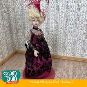 Victorian Parlor Lady Doll 1:12 Scale Dollhouse Miniature