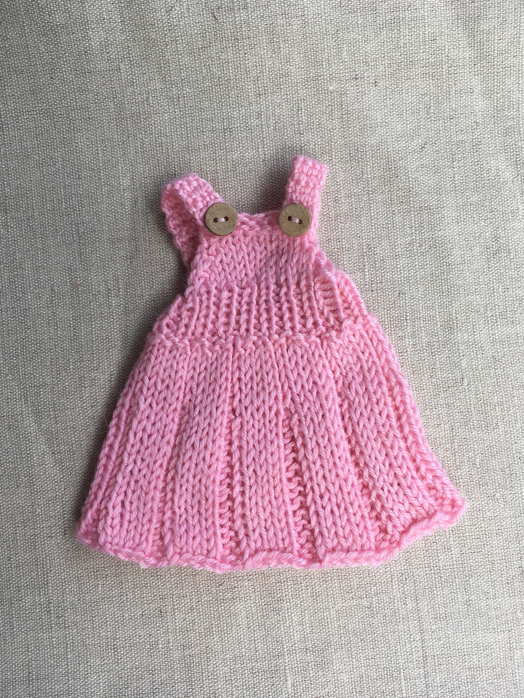 knitted dolls clothes