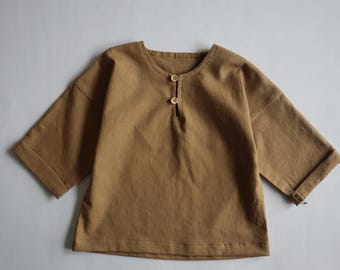 Linen shirt in a relaxed fit