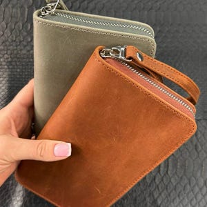 Hellbraune Crazy Horse Leder Clutch Geldbörse - Herren Leder Geldbörse mit Reißverschluss, Kartenhalter, Münzfach, Geschenk für Ihn