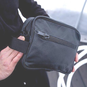 Leather Accessory Bag|Travel bag man|Makeup Bag|Leather Travel Bag|Cosmetic Bag|Leather Toiletry Bag|Dopp Kit|Leather wash bag men
