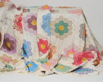 Handmade Grandmother's Flower Garden Cotton Quilt Top 1930s to 1940s