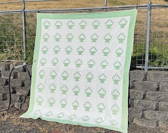 Handmade Basket of Chips Cotton Quilt Mint Green and White 11 SPI