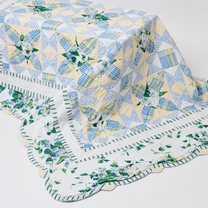 Country Gingham and Ivy Cotton Quilt 1990s