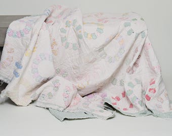 Antique Tattered Floral Dresden Plate Cotton Cutter Quilt 1920s