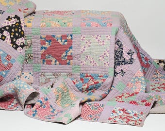 Handmade Feed Sack Cotton Cutter Quilt 1930s to 1940s