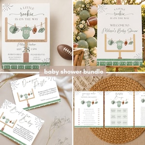 Puede incluir: Un conjunto de papelería para baby shower con temática de fútbol americano, que incluye un gráfico de portería, un body verde salvia, un balón de fútbol y tacos colgados en un tendedero. Incluye invitaciones, letrero de bienvenida y tarjetas de juegos.