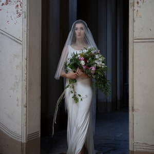 Ivory Juliet Cap Veil with Crystal Trim - Vintage Style Wedding Veil - Juliet Veil with Blusher - 1920s style veil - Art Deco veill