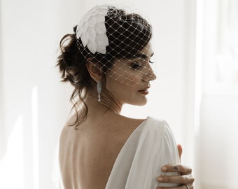 Elegant Bridal Cap Headpiece with birdcage veil - Half Hat Style Wedding 1950s wedding hat - 1940s wedding headpiece- Bridal hat with leaves