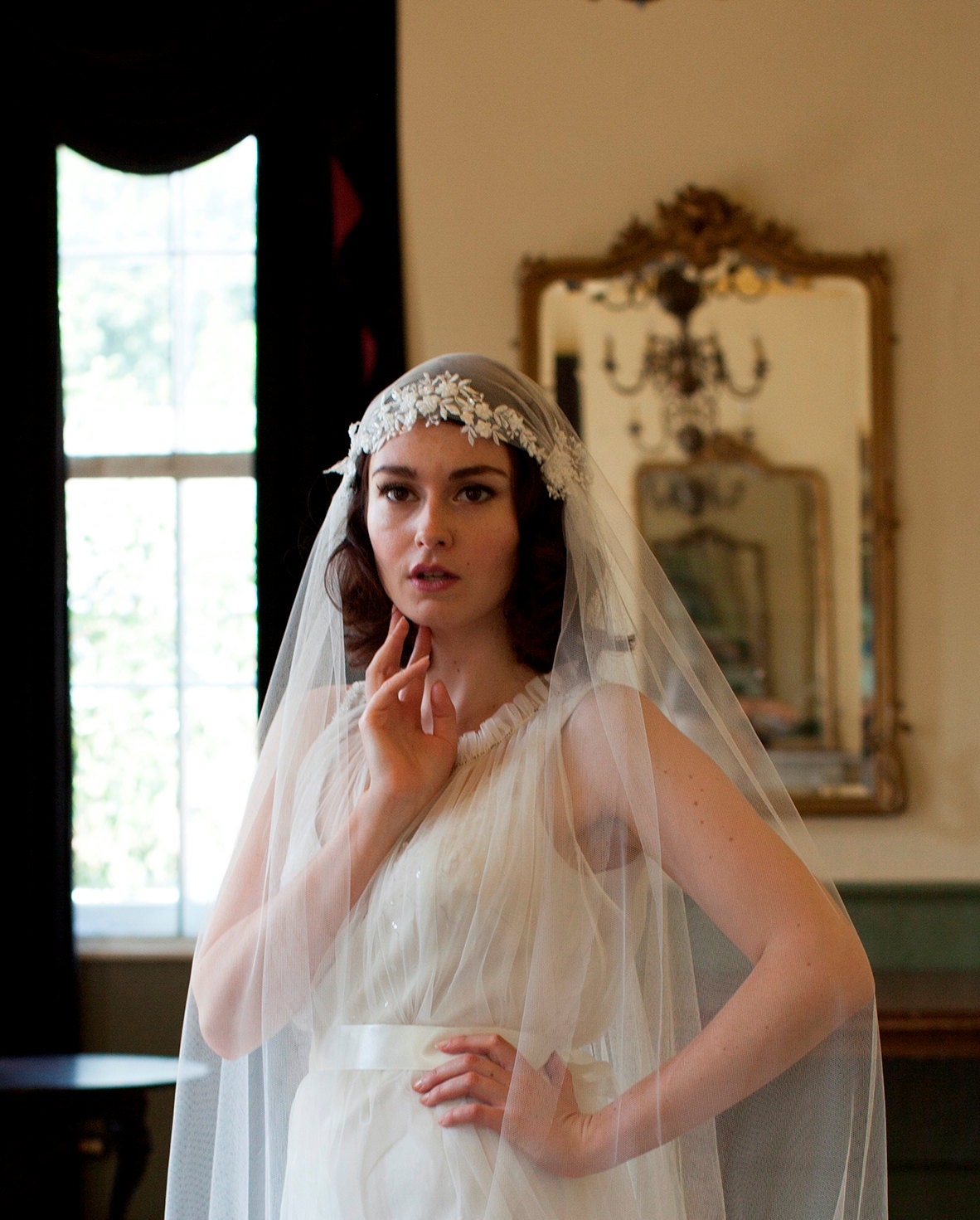 Juliet Cap Veil With Beaded Floral Lace, 1930s Veil, Cathedral