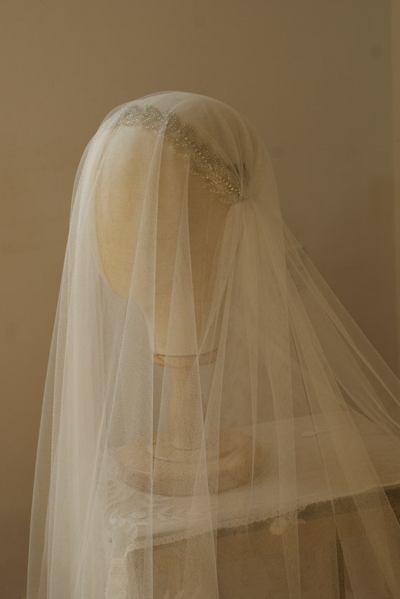 Ivory Drop Veil Wedding Veil and Tiara Chapel Length Bridal Veil and Gold  Tone Headpiece Off-white Veil , Ivory Veil , Champage Veil -  Norway