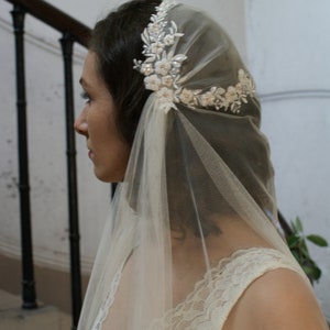 Luxury Beaded Juliet Cap Wedding Veil , Kate moss style veil, 1930s Bridal Veil, Champagne Juliet Cap Veil image 2