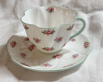 Shelley England Dainty rosebud duo scalloped edge cup saucer