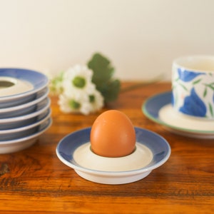 sale 1 vintage Arabia Balladi egg cup