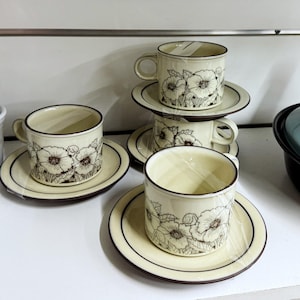 vintage Hornsea England Cornrose pattern duo