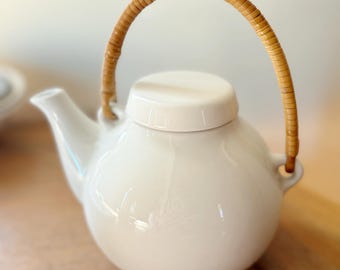 sale vintage Arabia Finland Teapot white