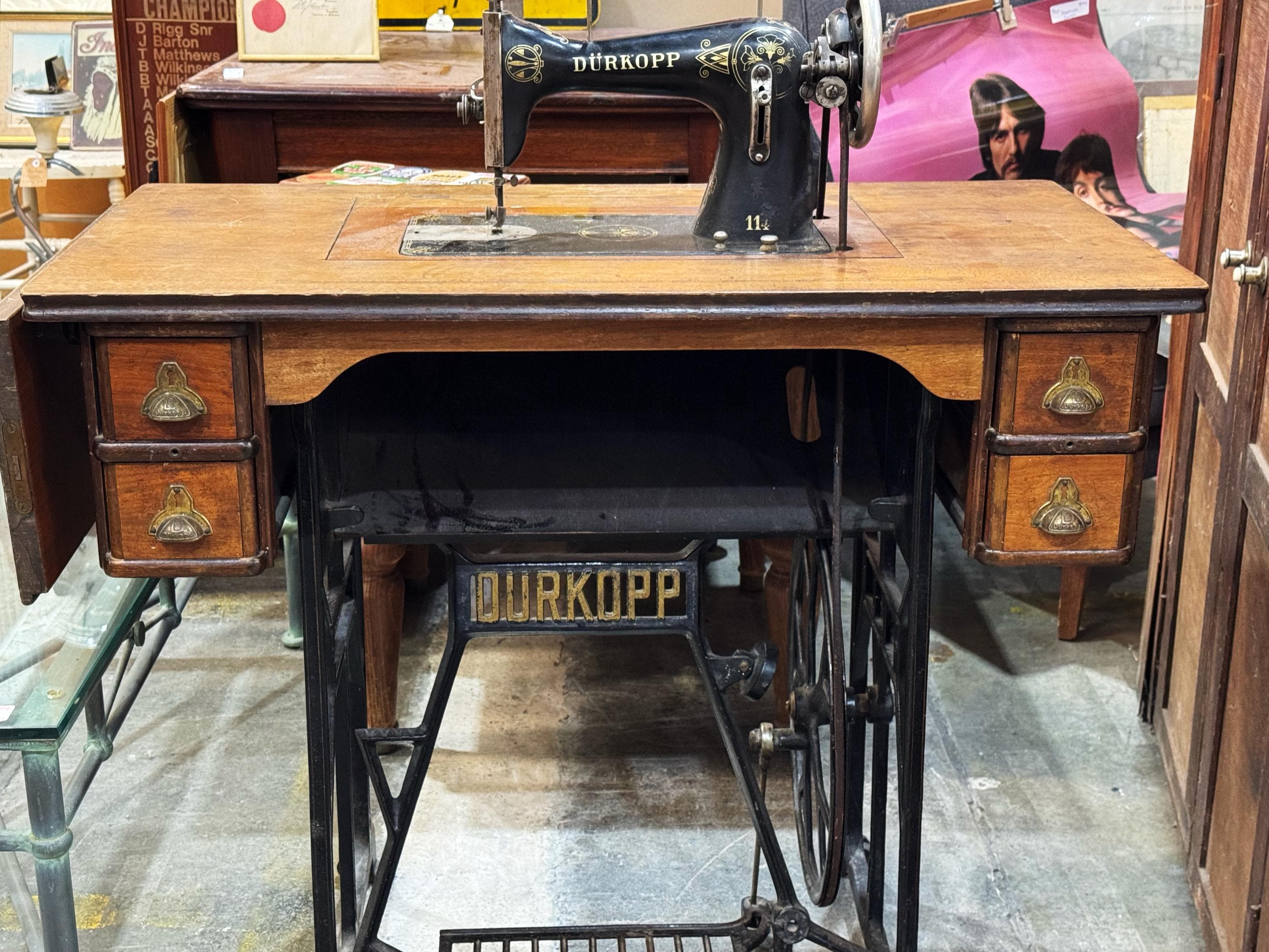 Antique sewing machine table - Etsy 日本