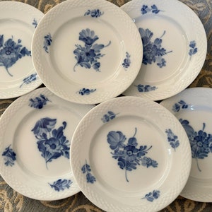 sale sale 6 Royal Copenhagen blue flower 16cm plate 8092