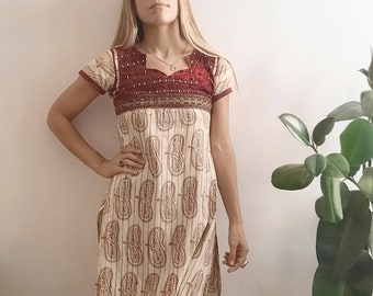 Vintage Indian Dress / Vintage Beige Dress / Vintage Embroidery Dress / Vintage Kaftan Dress / Vintage Indian Paisley Dress / 2000